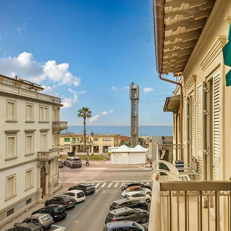 Hotel Stella Del Mare Viareggio Ngoại thất bức ảnh